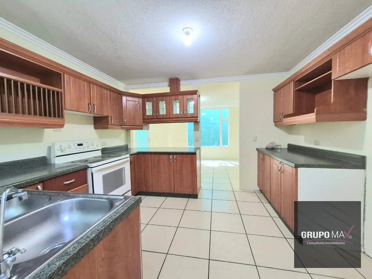 Casa Condominio Paseo Santa Luz Km. 21.5 a San José Pínula — Casa en Venta en San José Pinula, Guatemala, Ciudad — foto 5 de 14
