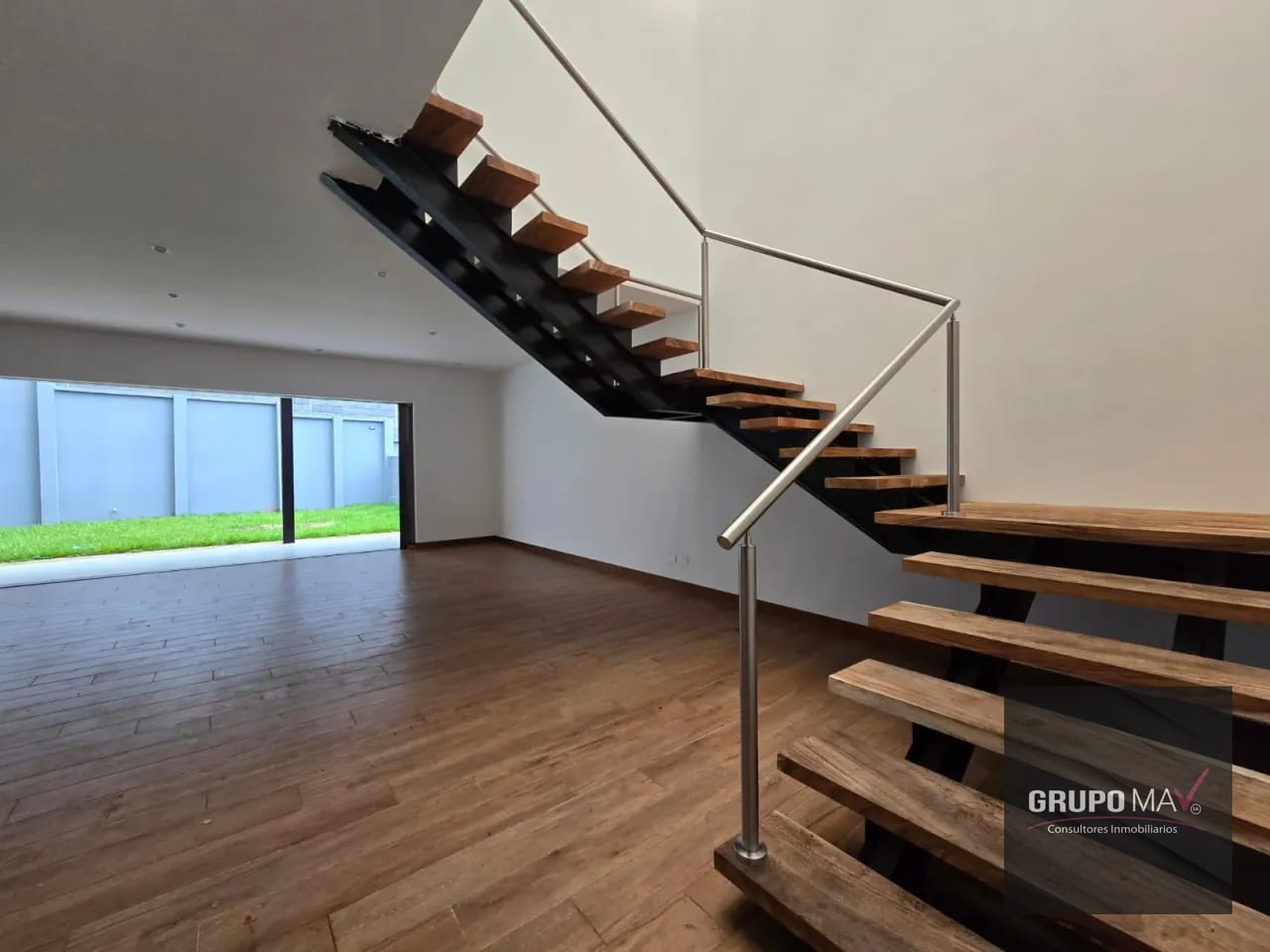 Casa CAES Km. 12.5 Santa Rosalía – Cond. La Reserva — Casa en Venta en km 11-15, Carretera a El Salvador, Guatemala, Ciudad — foto 4 de 17
