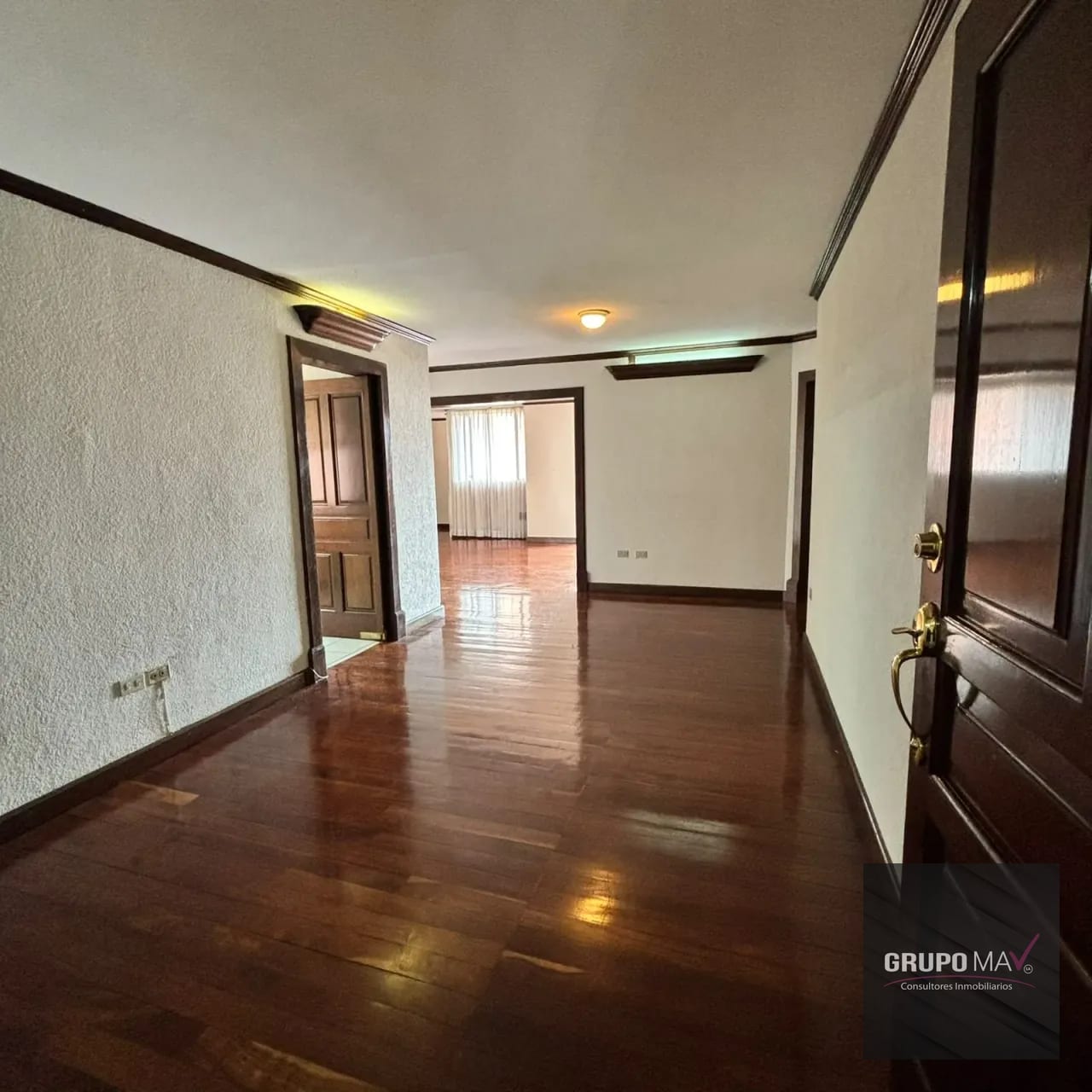 Apartamento en Zona 10 A la par de C.C La Estación +1 — Apartamento en Alquiler en Zona 10, Guatemala, Ciudad — foto 10 de 11