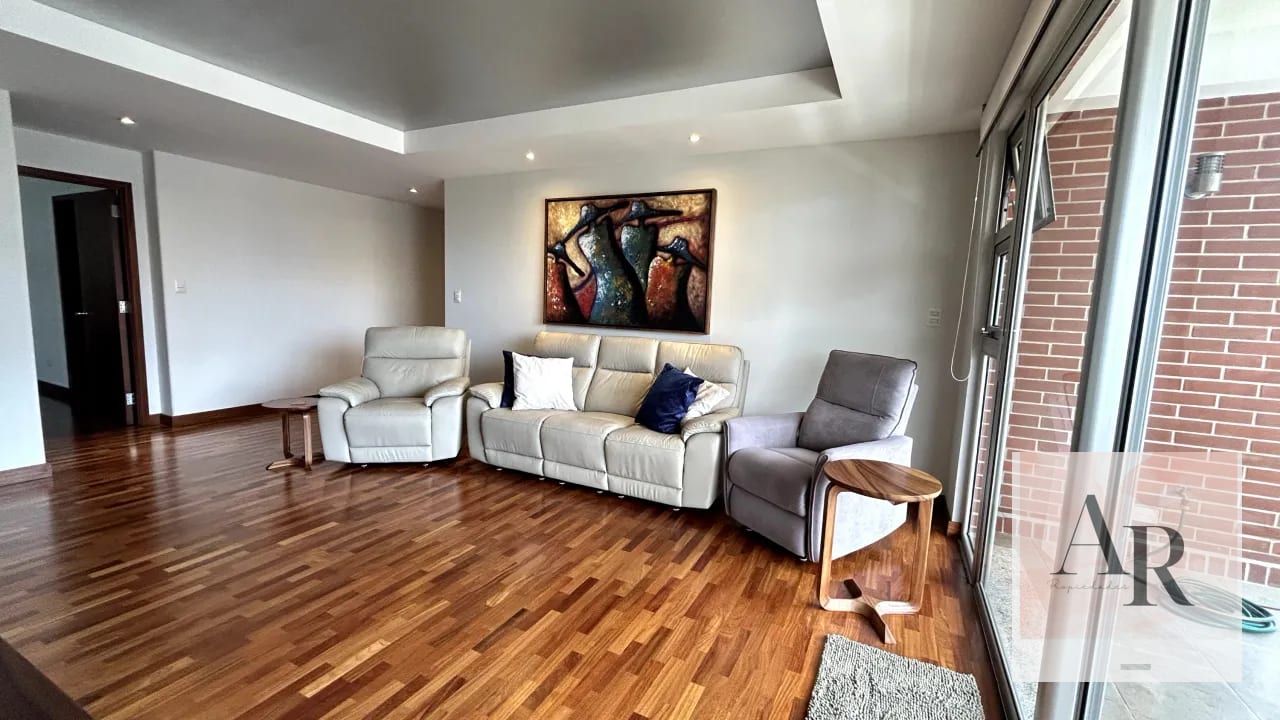Espectacular apartamento en venta sen zona 14 — Apartamento en Venta en Akoya, Zona 14, Guatemala, Ciudad — foto 5 de 14