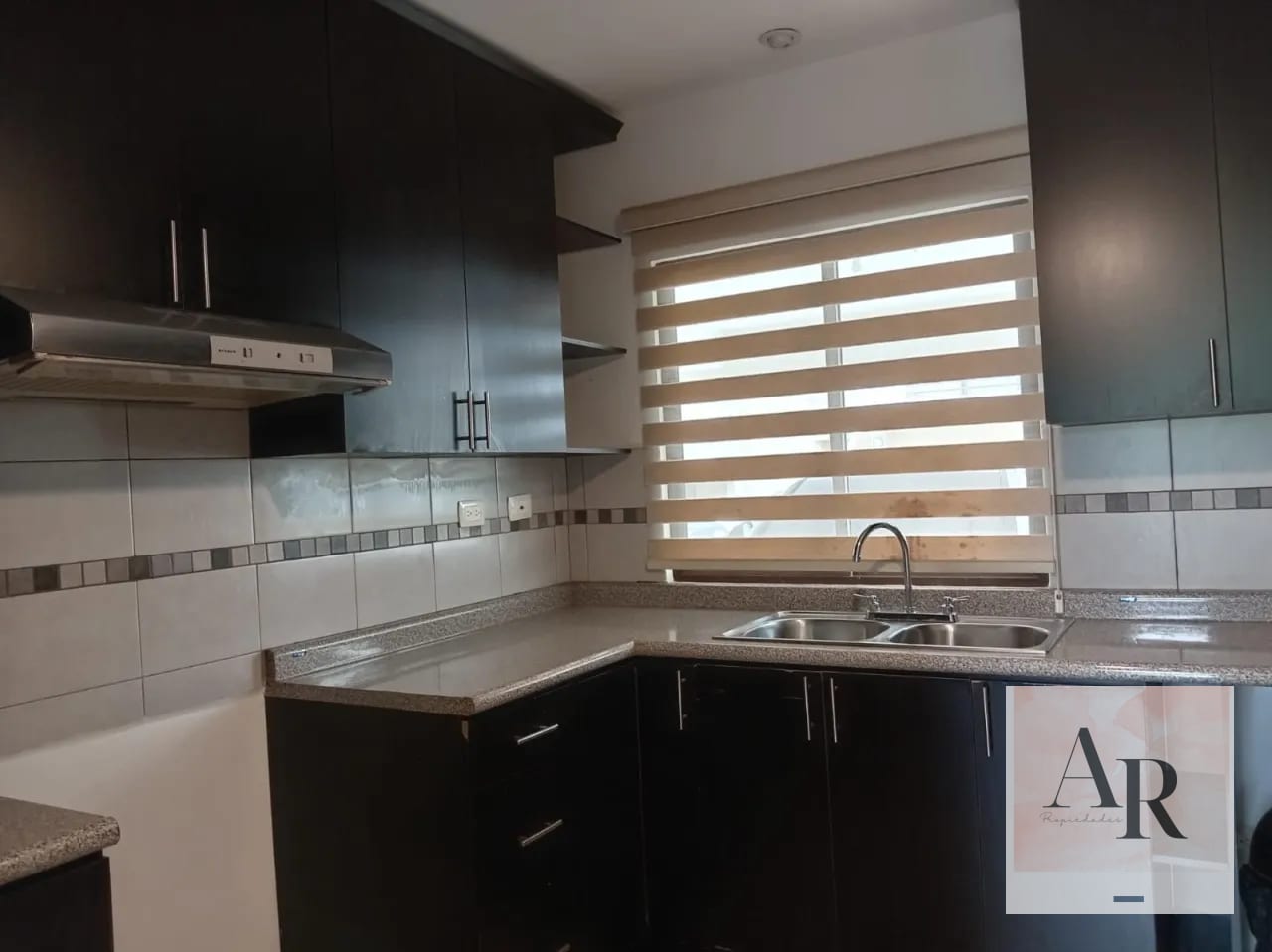 Casa en venta/renta zona 16 — Casa en Venta en Vistas de San Isidro, Zona 16, Guatemala, Ciudad — foto 5 de 7