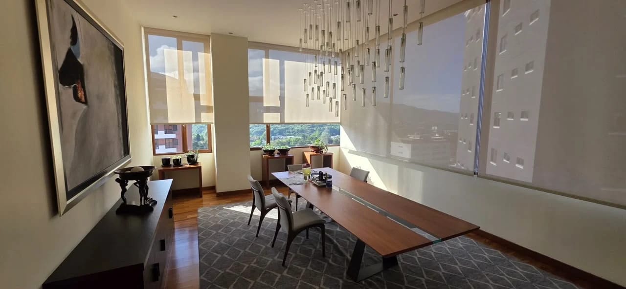 Espectacular PH en zona 14 — Apartamento en Alquiler en Matisse, Zona 14, Guatemala, Ciudad — foto 1 de 17