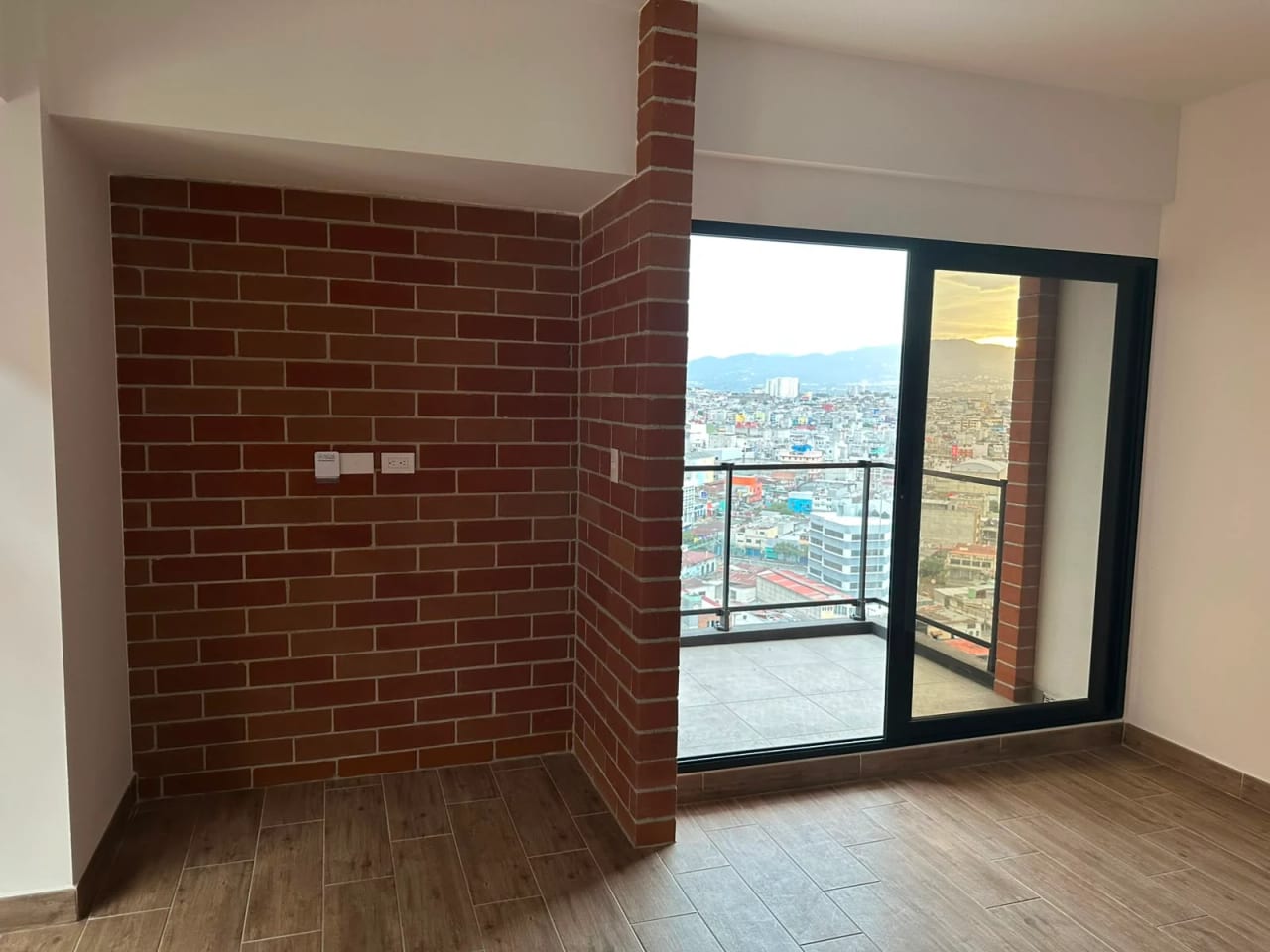 Apartamento nuevo en renta en MODRA zona 4 — Apartamento en Alquiler en Modra II, Zona 4, Guatemala, Ciudad — foto 12 de 17