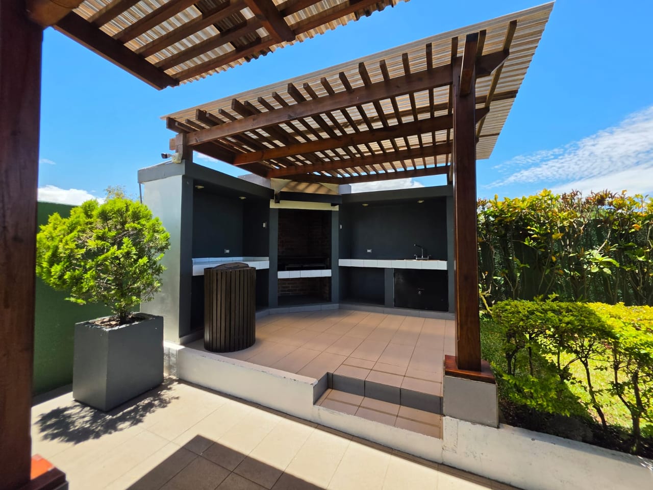 Apto en Renta en Condado La Villa zona 14 — Apartamento en Alquiler en Condado La Villa, Zona 14, Guatemala, Ciudad — foto 16 de 16