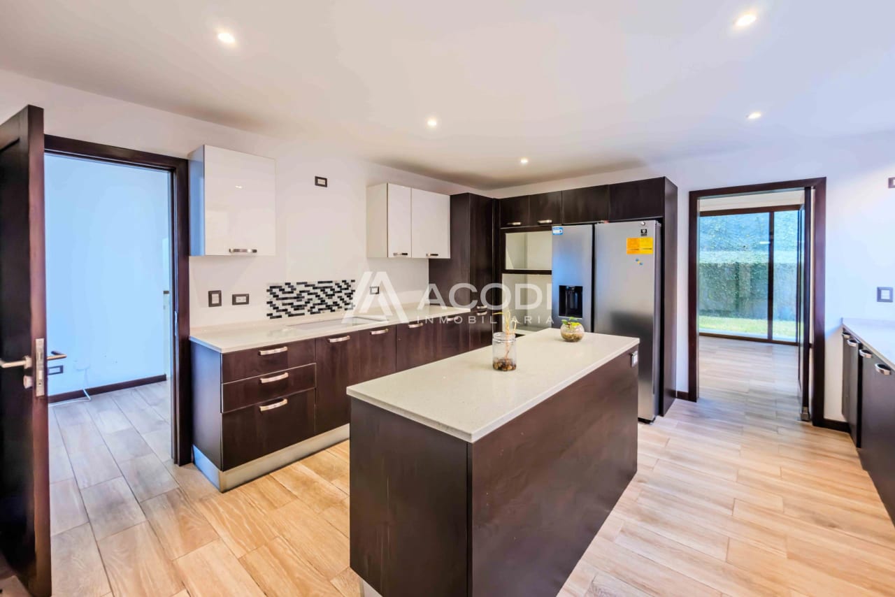 Casa en San Miguel Buena Vista — Casa en Venta en Santa Catarina Pinula, Guatemala, Ciudad — foto 3 de 11