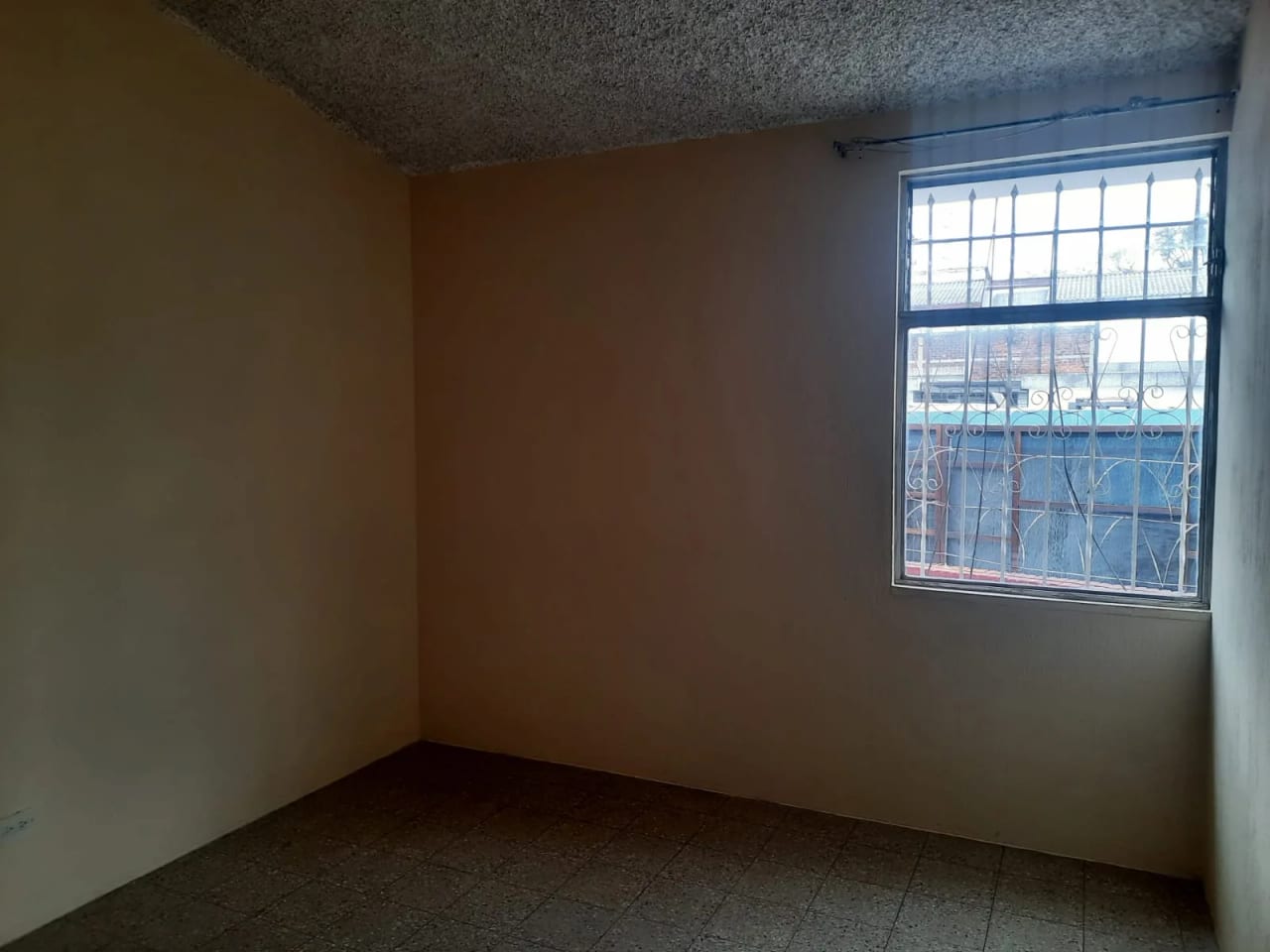 Casa en Mariscal Zona 11 — Casa en Alquiler en Zona 11, Guatemala, Ciudad — foto 3 de 10