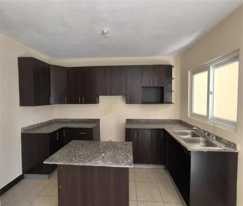 Casa en Villa Canales — Casa en Venta en Villa Canales, Guatemala, Ciudad — foto 4 de 4