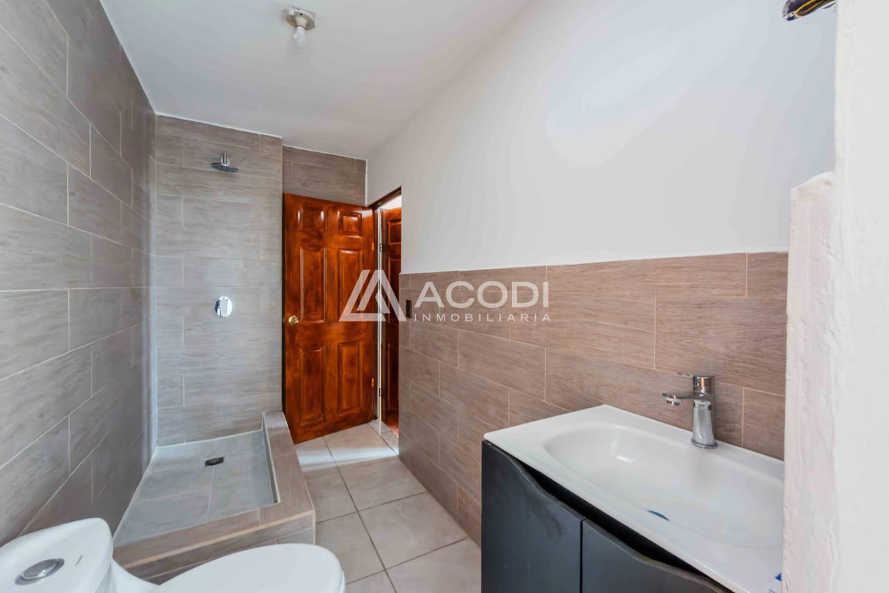 Casa en Zona 12 — Casa en Venta en Zona 12, Guatemala, Ciudad — foto 3 de 10