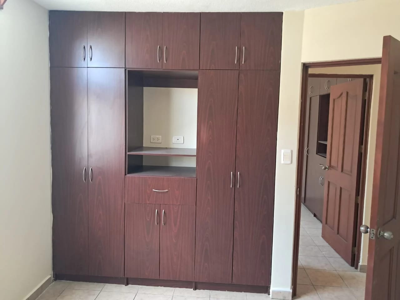 Townhouse en San Lucas Sacatepéquez — Casa en Venta en San Lucas Sacatepéquez, Sacatepéquez — foto 3 de 10