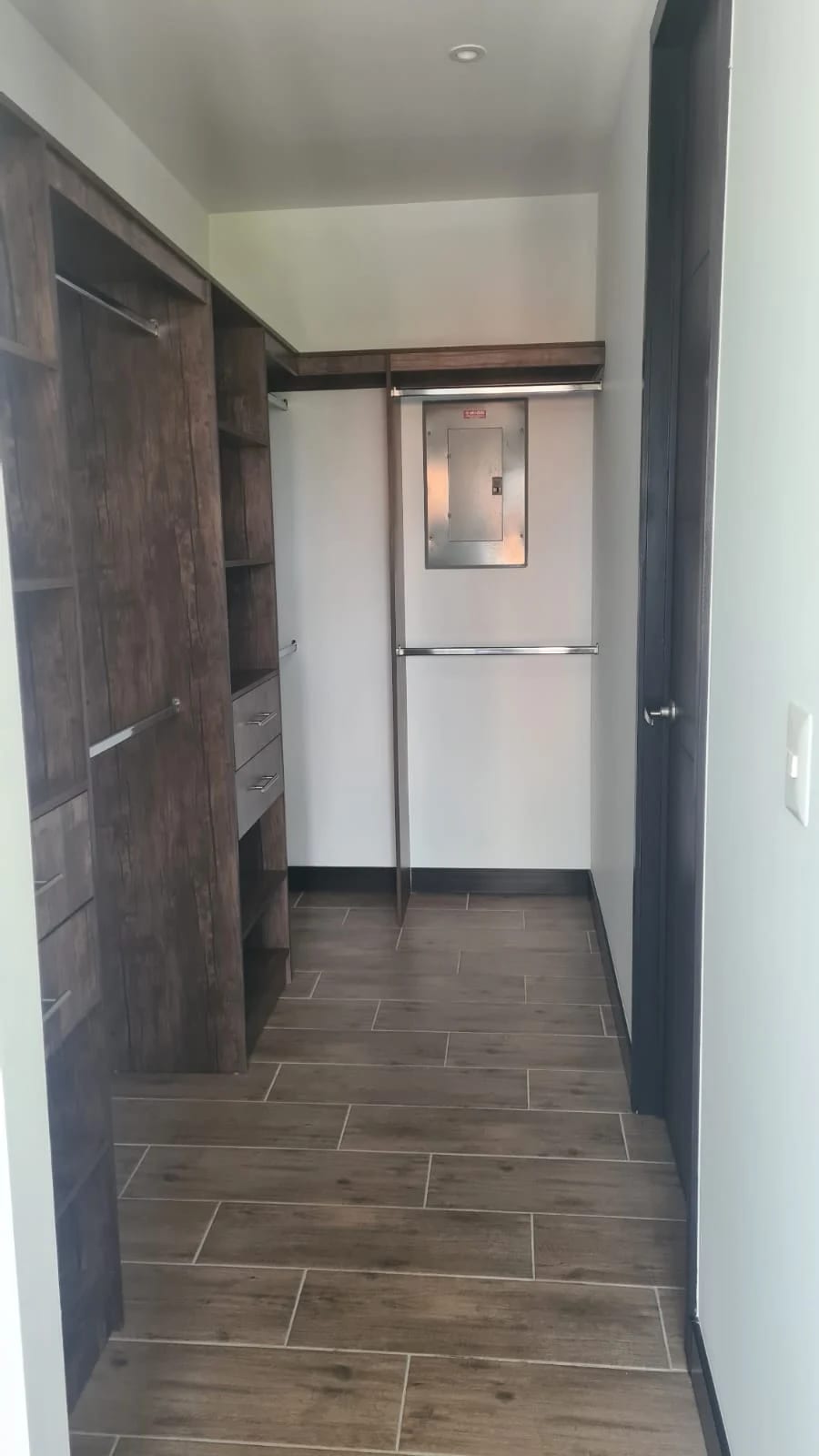 Apartamento en Zona 10 — Apartamento en Venta en Zona 10, Guatemala, Ciudad — foto 6 de 9