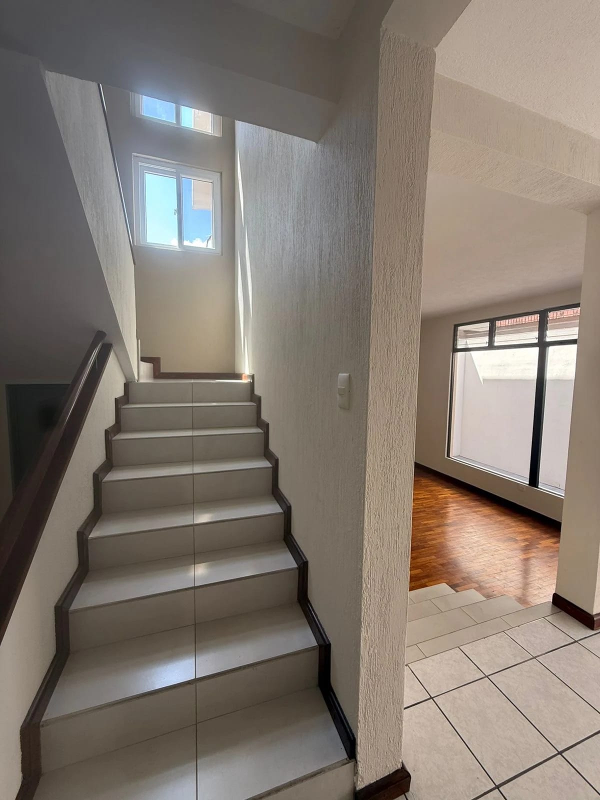 Casa en Zona 13 — Casa en Alquiler en Zona 13, Guatemala, Ciudad — foto 8 de 10