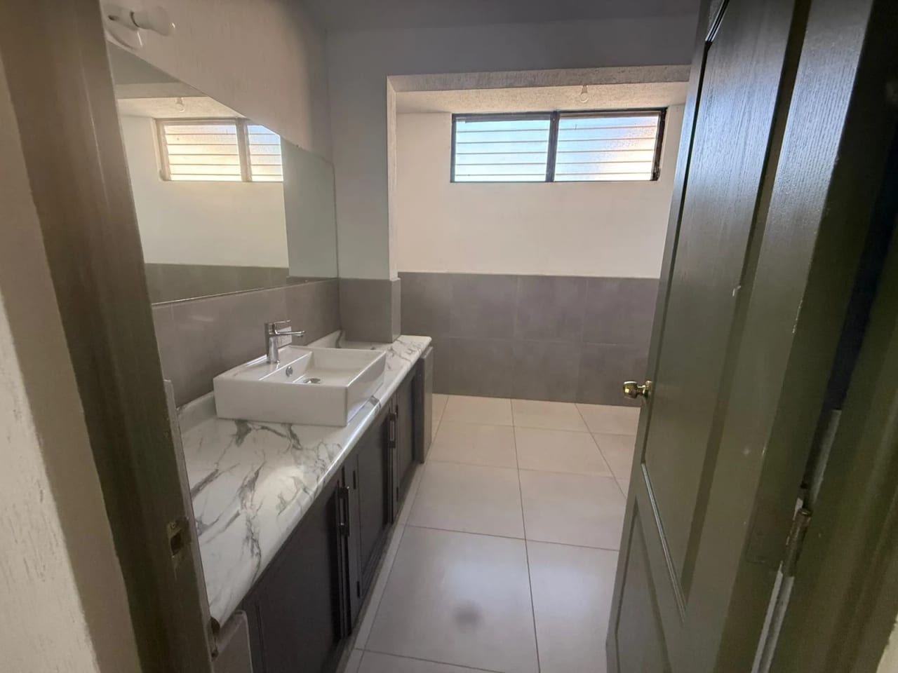 Casa en Zona 13 — Casa en Alquiler en Zona 13, Guatemala, Ciudad — foto 9 de 10
