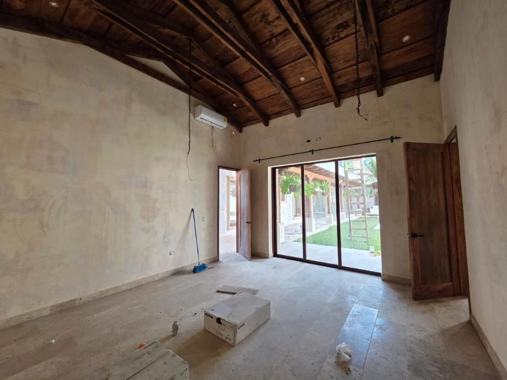 Casa de un nivel amueblada en Antigua Guatemala — Casa en Venta en Antigua, Sacatepéquez — foto 4 de 10