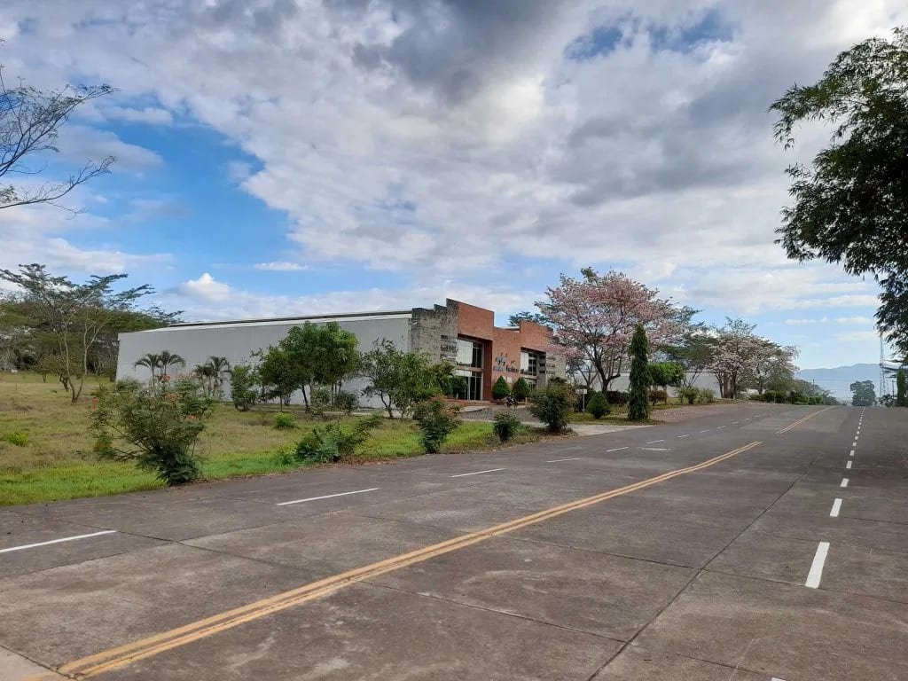 Terrenos en Parque Industrial, Km 67, Escuintla — Terreno en Venta en Escuintla, Escuintla — foto 5 de 7