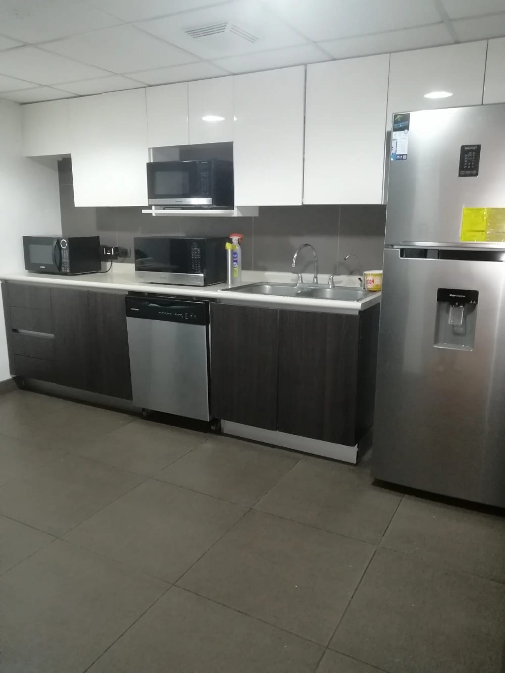 Oficina en Zona 10 — Oficina en Venta en Zona 10, Guatemala, Ciudad — foto 4 de 6