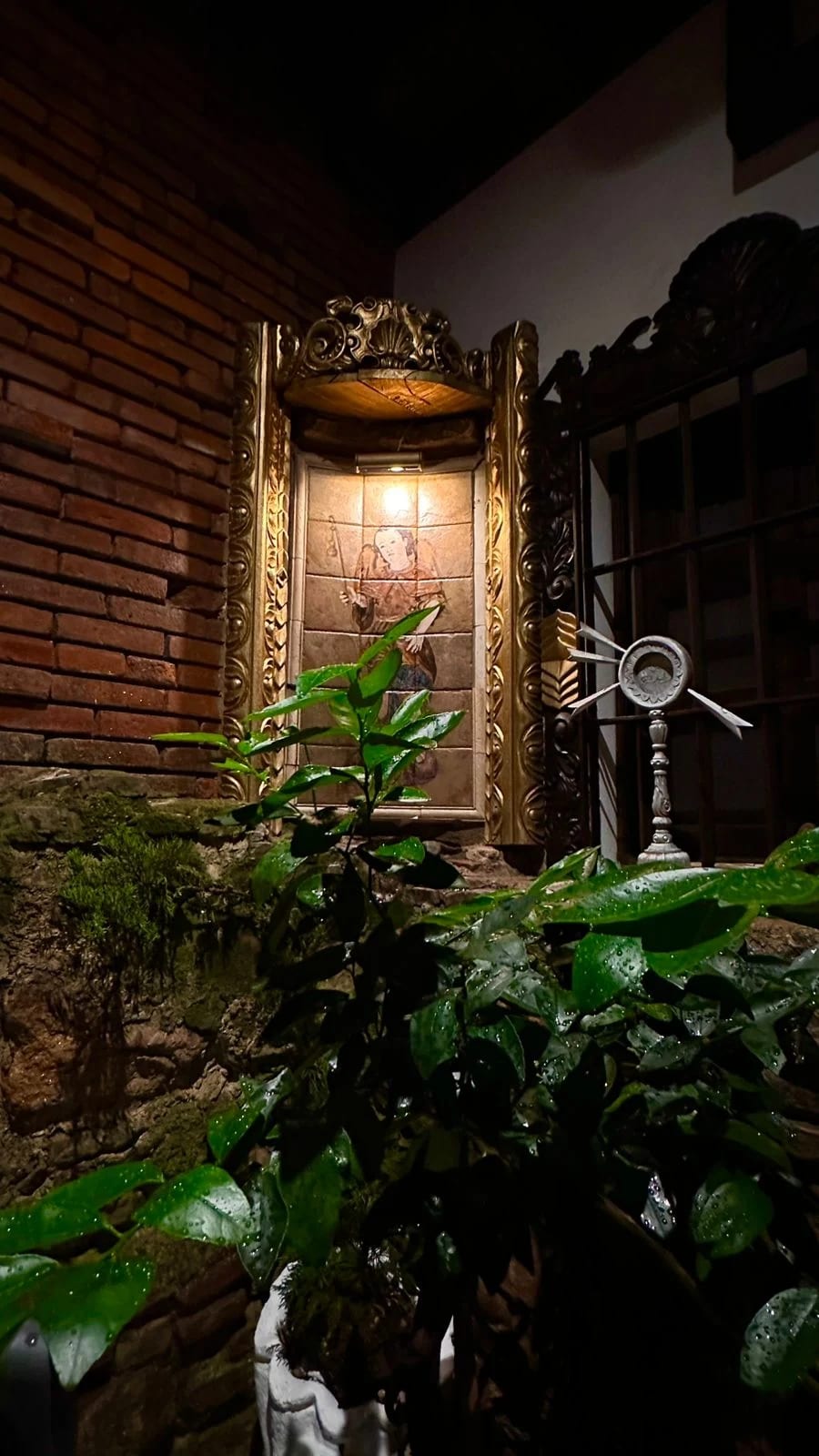 Casa amueblada de un nivel en el Casco de Antigua Guatemala — Casa en Venta en Antigua, Sacatepéquez — foto 2 de 10