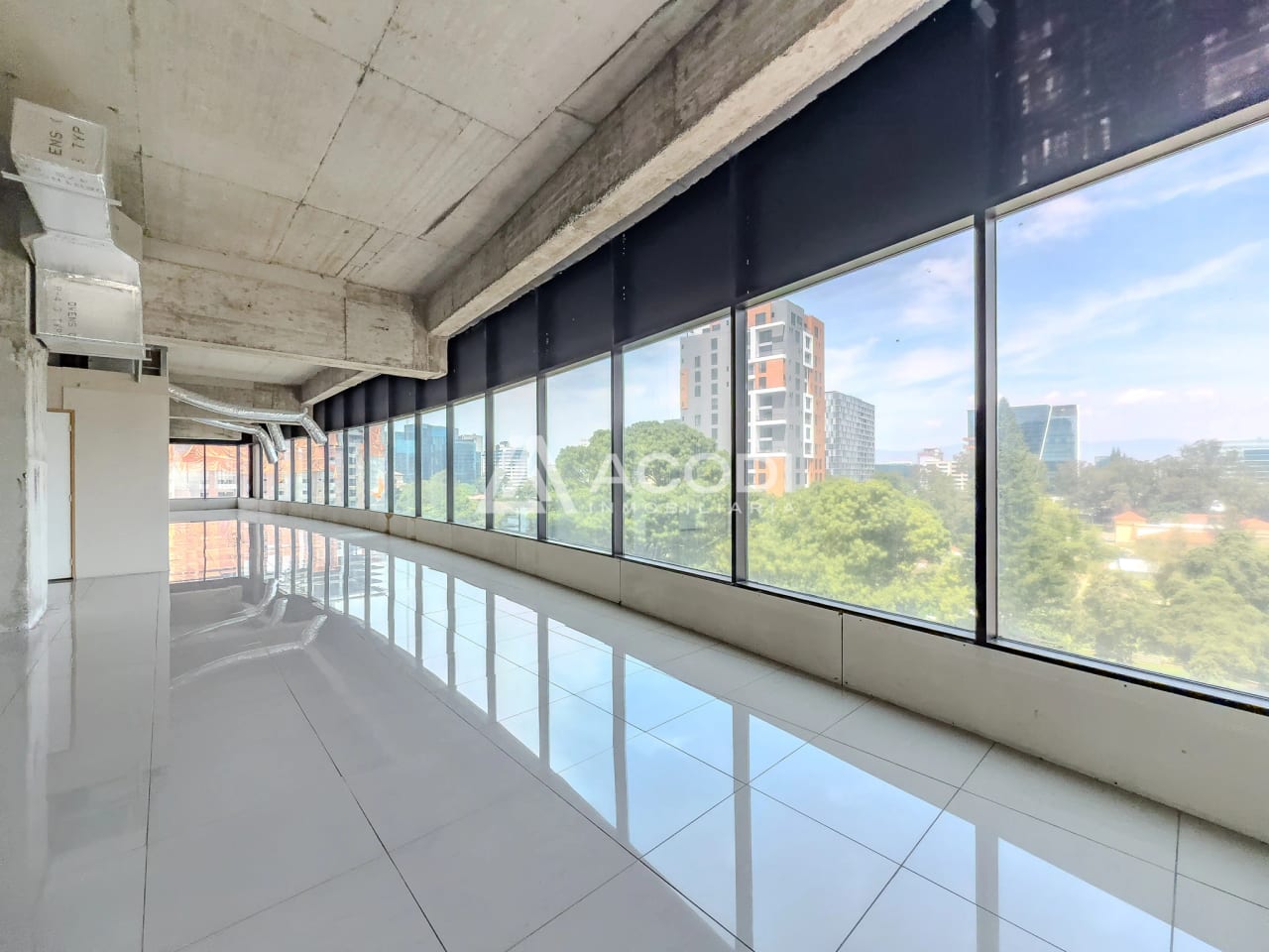 Oficina en Zona 10 — Oficina en Venta en Zona 10, Guatemala, Ciudad — foto 1 de 11