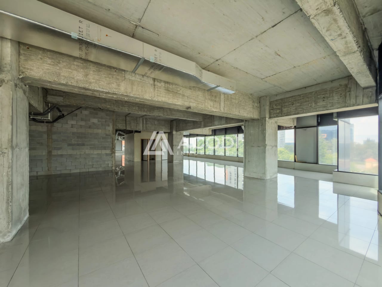 Oficina en Zona 10 — Oficina en Venta en Zona 10, Guatemala, Ciudad — foto 10 de 11