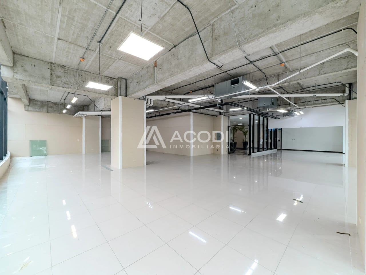 Oficina en Zona 13 — Oficina en Alquiler en Zona 13, Guatemala, Ciudad — foto 1 de 2