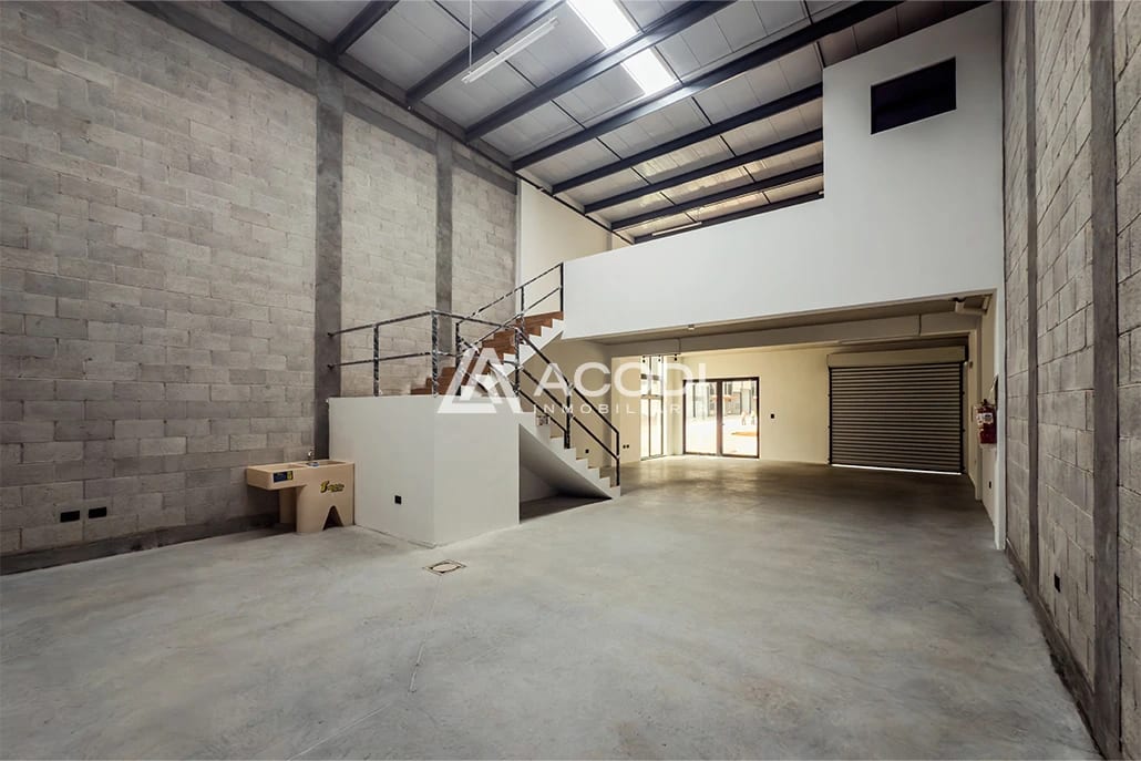 Ofibodega en Chimaltenango — Bodega / Ofibodega en Alquiler en Chimaltenango, Chimaltenango — foto 4 de 8