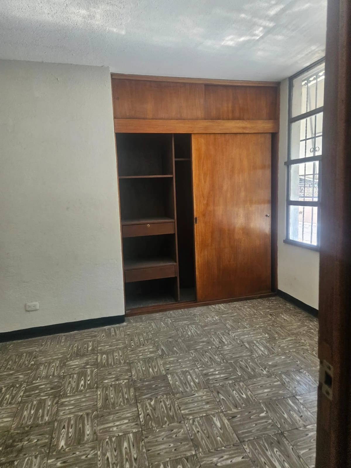 Casa en Zona 15 — Casa en Venta en Zona 15, Guatemala, Ciudad — foto 3 de 7