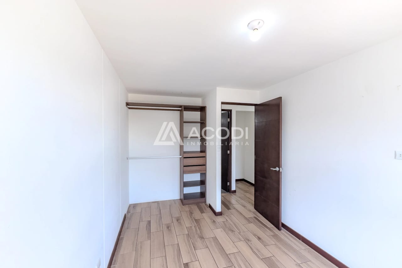 Apartamento en Zona 12 — Apartamento en Alquiler en Zona 12, Guatemala, Ciudad — foto 3 de 5