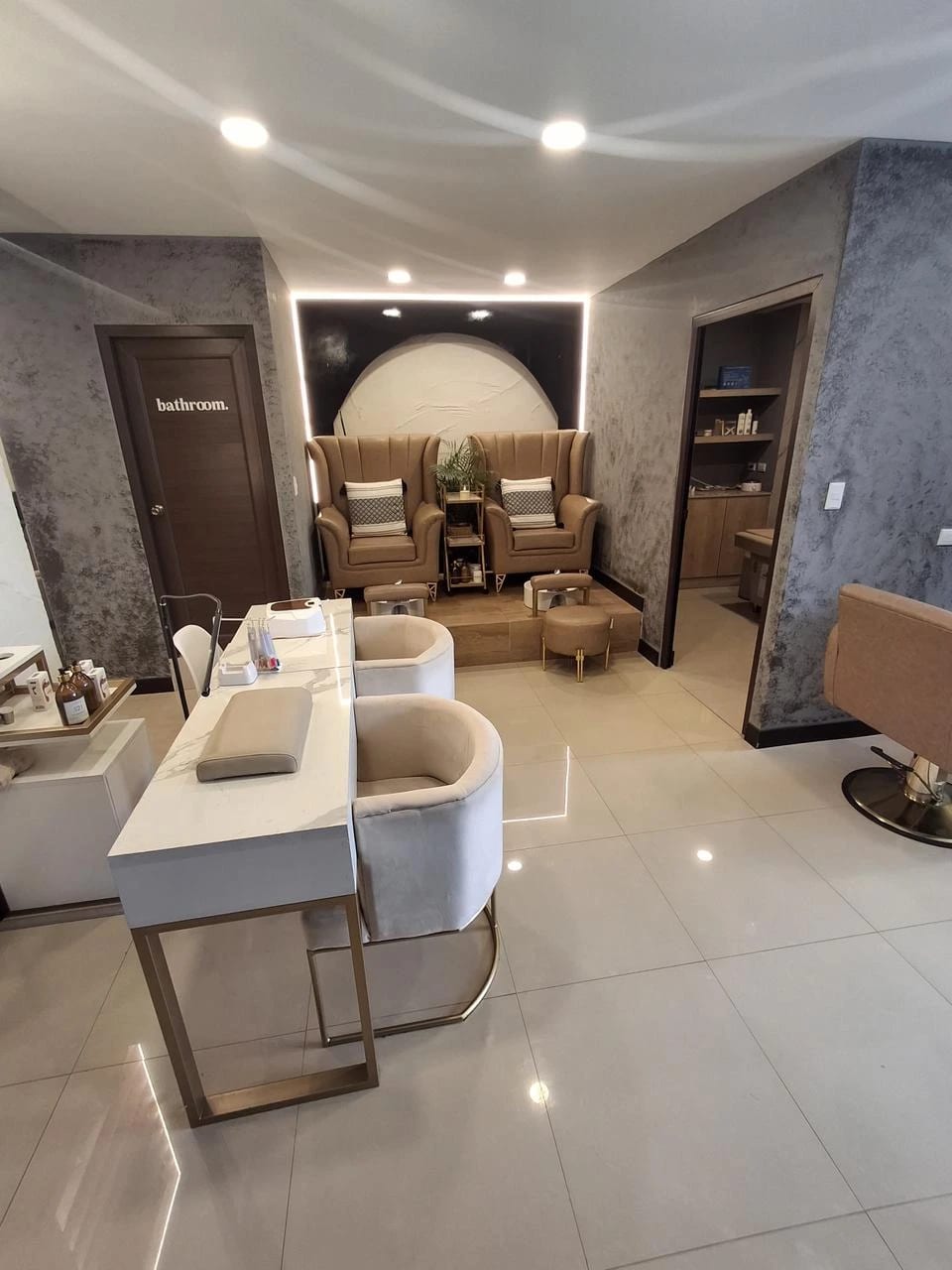 Salón de belleza en Km 16 Carretera a El Salvador — Local en Venta en Carretera a El Salvador, Guatemala, Ciudad — foto 4 de 8