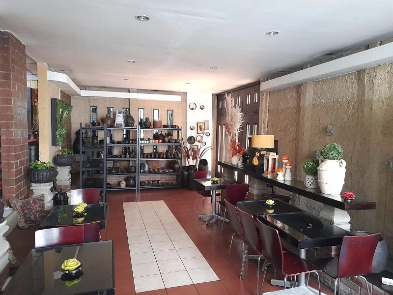 Propiedad comercial sobre Boulevard San Cristóbal (Opción 1) — Bodega / Ofibodega en Alquiler en Zona 8 Mixco, Guatemala, Ciudad — foto 2 de 4