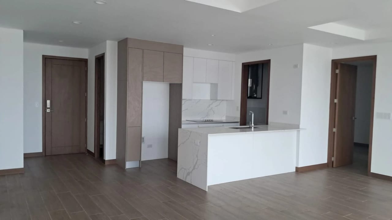 Apartamento en Zona 10 — Apartamento en Alquiler en Zona 20, Guatemala, Ciudad — foto 2 de 7