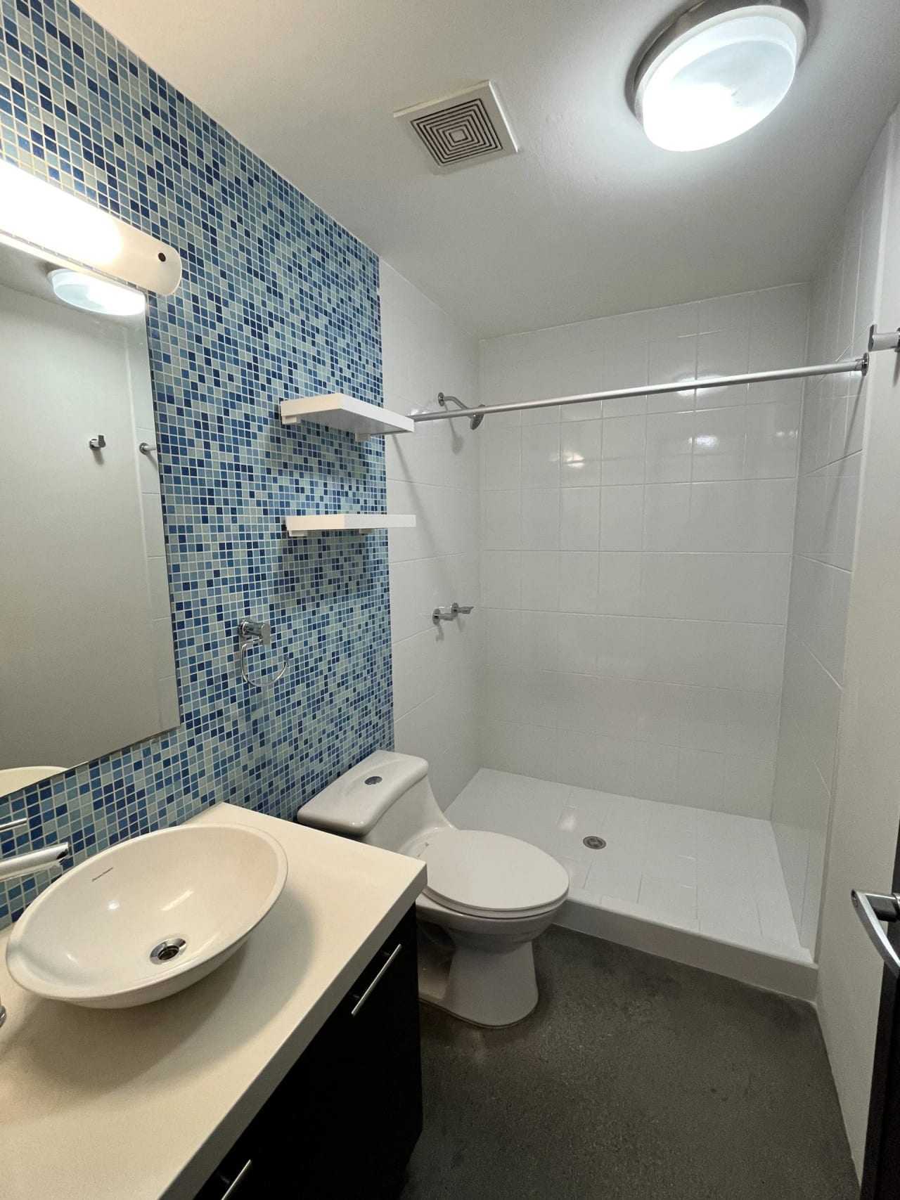Apartamento amueblado en Zona 4 — Apartamento en Alquiler en Zona 4, Guatemala, Ciudad — foto 4 de 5