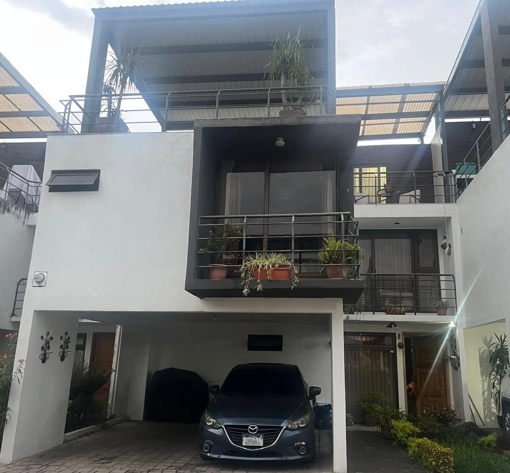 Casa en Arrazola, Km 21 Fraijanes — Casa en Alquiler en Carretera a El Salvador, Guatemala, Ciudad — foto 1 de 8
