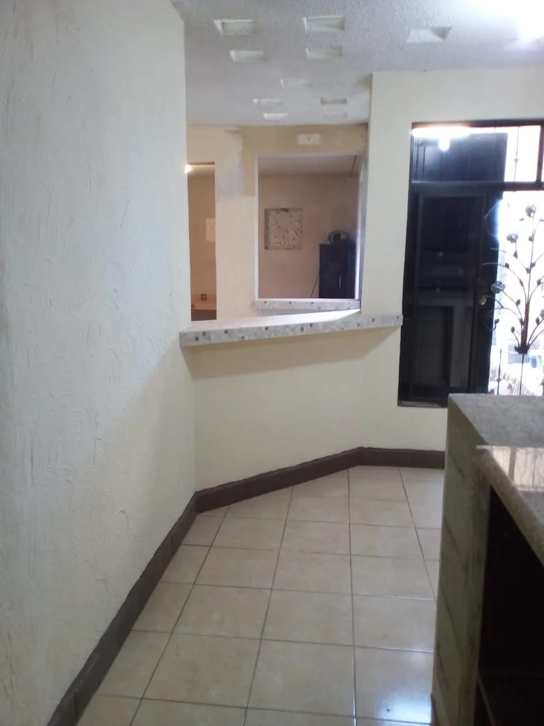 Casa en Zona 10 de Mixco — Casa en Alquiler en Zona 10 Mixco, Guatemala, Ciudad — foto 5 de 8