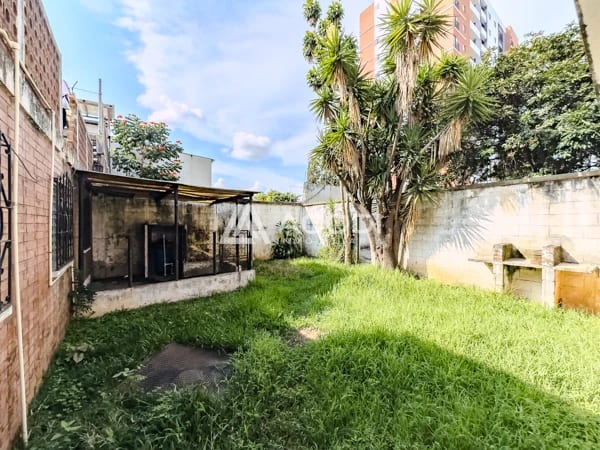 Propiedad en sector Mariscal, Zona 11 — Casa en Venta en Zona 11, Guatemala, Ciudad — foto 1 de 9