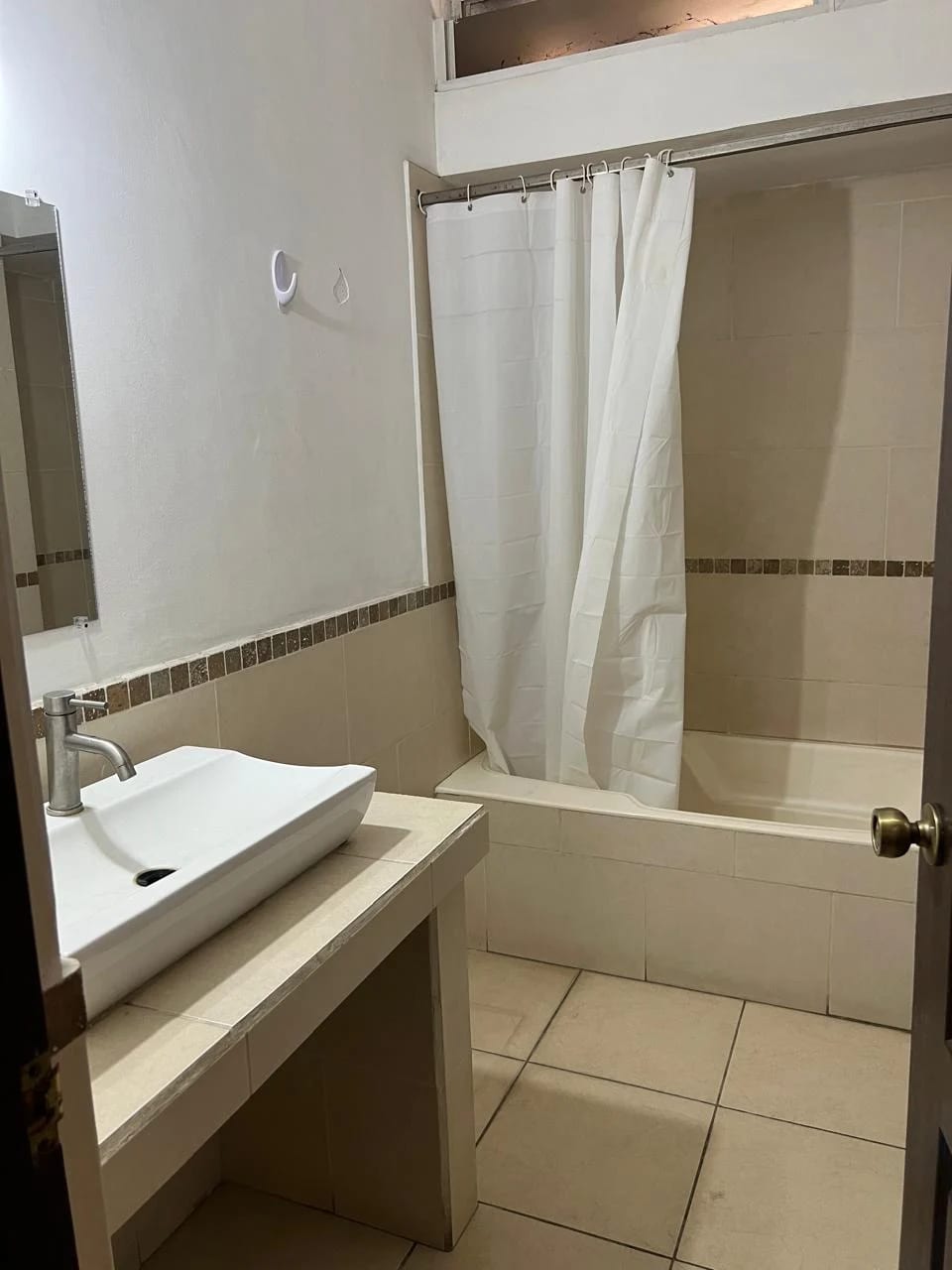 Casa en Zona 5, Retalhuleu — Casa en Venta en Retalhuleu, Retalhuleu — foto 9 de 10