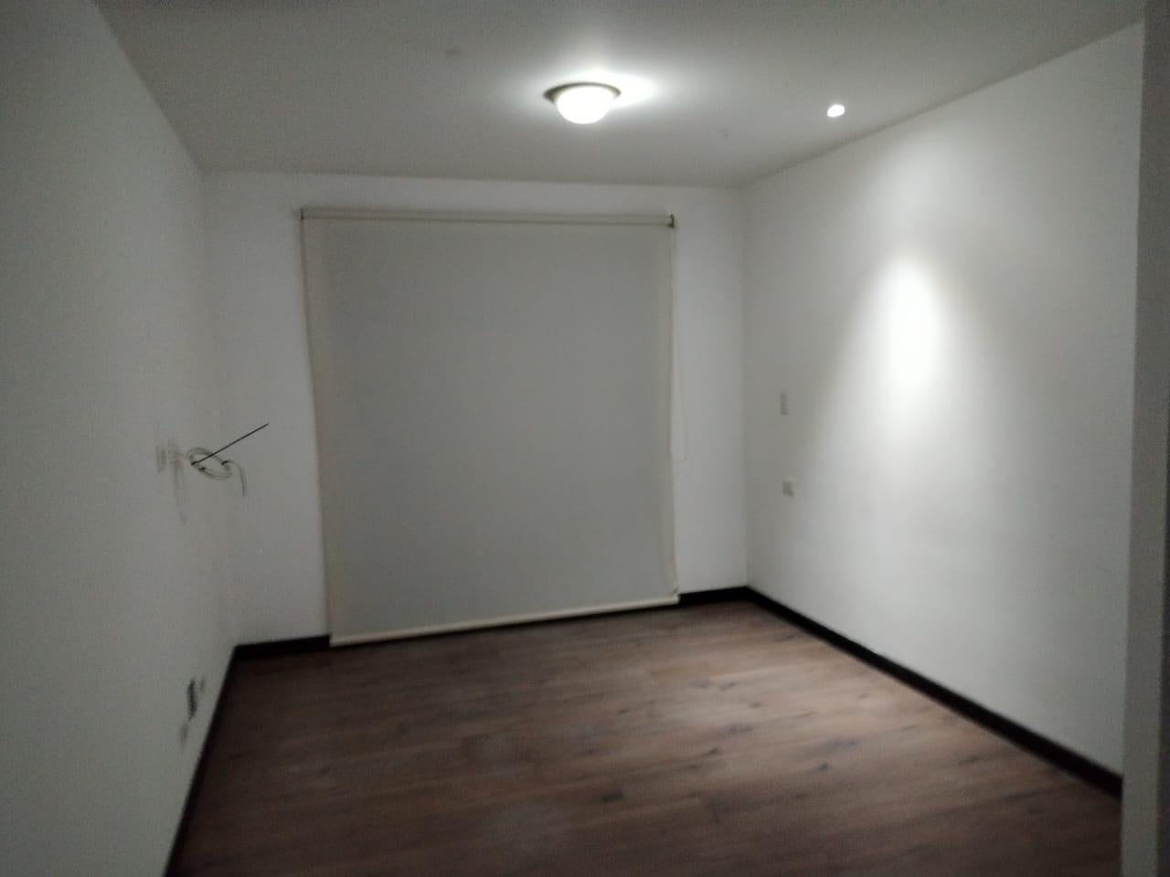 PARA VIVIENDA O INVERSIÓN APARTAMENTO DISPONIBLE EN VENTA EDIFICIO DIFIORI MATEO FLORES — Apartamento en Venta en Di Fiori, Zona 7, Guatemala, Ciudad — foto 8 de 14