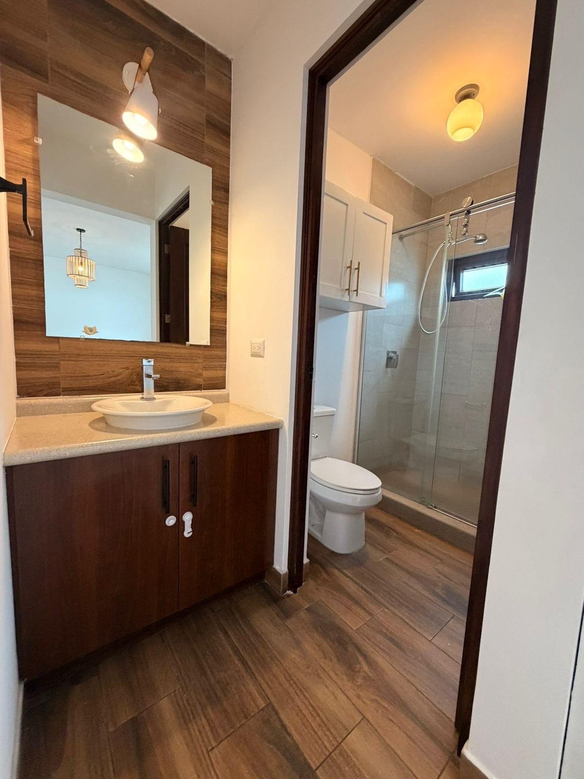 HERMOSA CASA EN CONDOMINIO REAL DEL BOSQUE SECTOR A1/A9 CIUDAD SAN CRISTOBAL POR WALMART — Casa en Venta en Zona 8 Mixco, Guatemala, Ciudad — foto 16 de 16