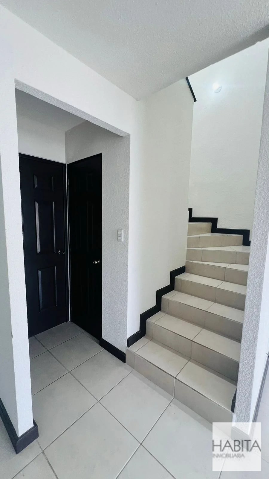 En Venta Casa en La Foret de Arrazola, km.24.5 carretera a Lo de Dieguez, Fraijanes - 2