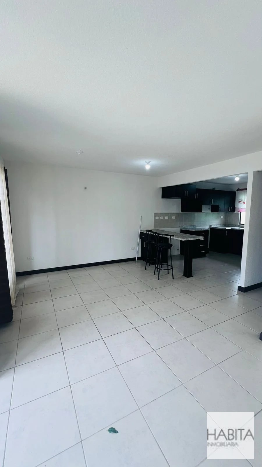 En Venta Casa en La Foret de Arrazola, km.24.5 carretera a Lo de Dieguez, Fraijanes - 4