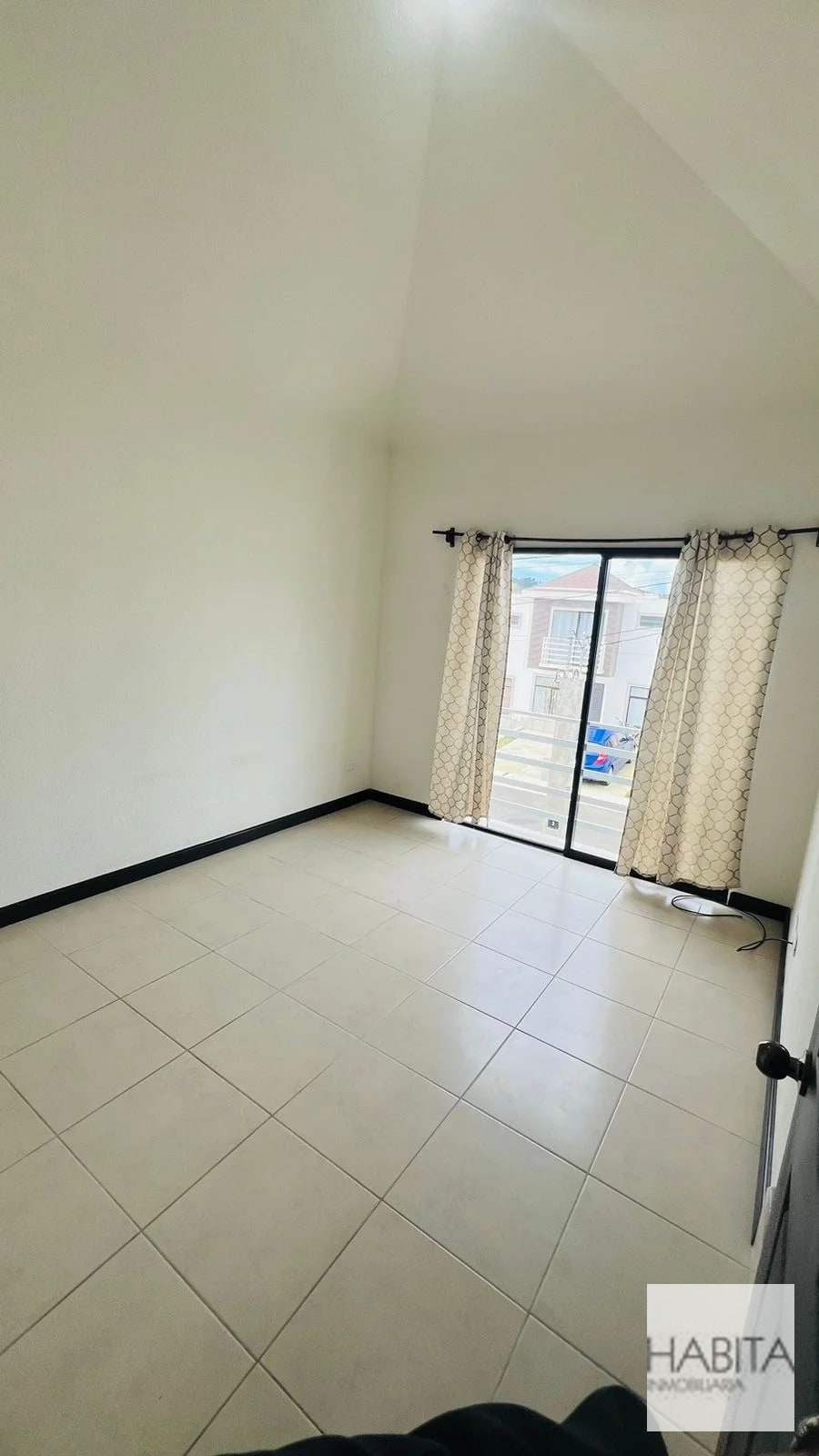 En Venta Casa en La Foret de Arrazola, km.24.5 carretera a Lo de Dieguez, Fraijanes - 6