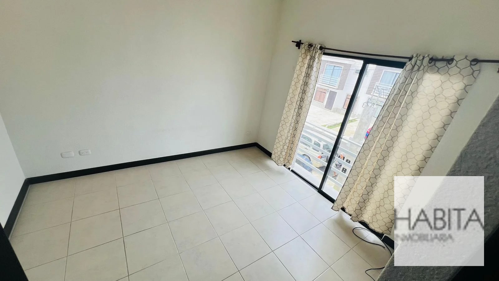 En Venta Casa en La Foret de Arrazola, km.24.5 carretera a Lo de Dieguez, Fraijanes - 11