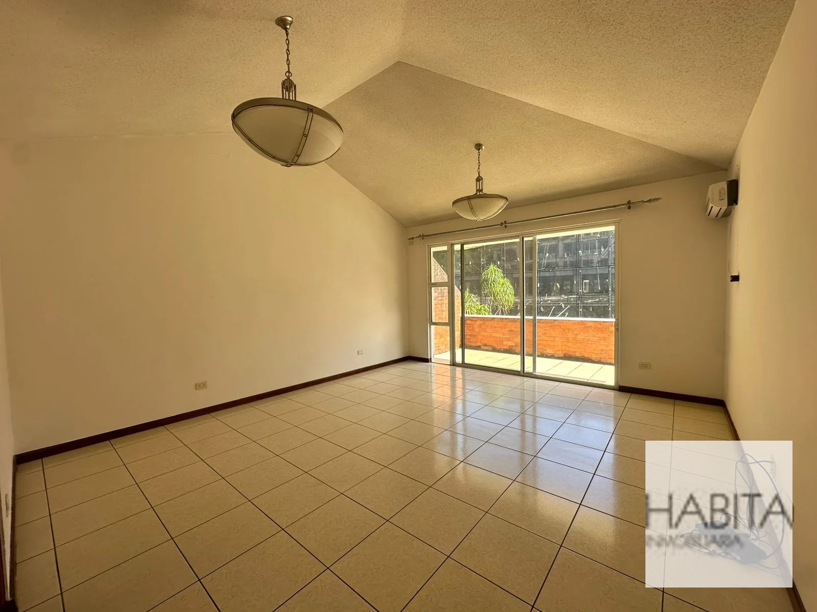 Casa en Venta en Cañadas de Elgin, zona 13 - 13
