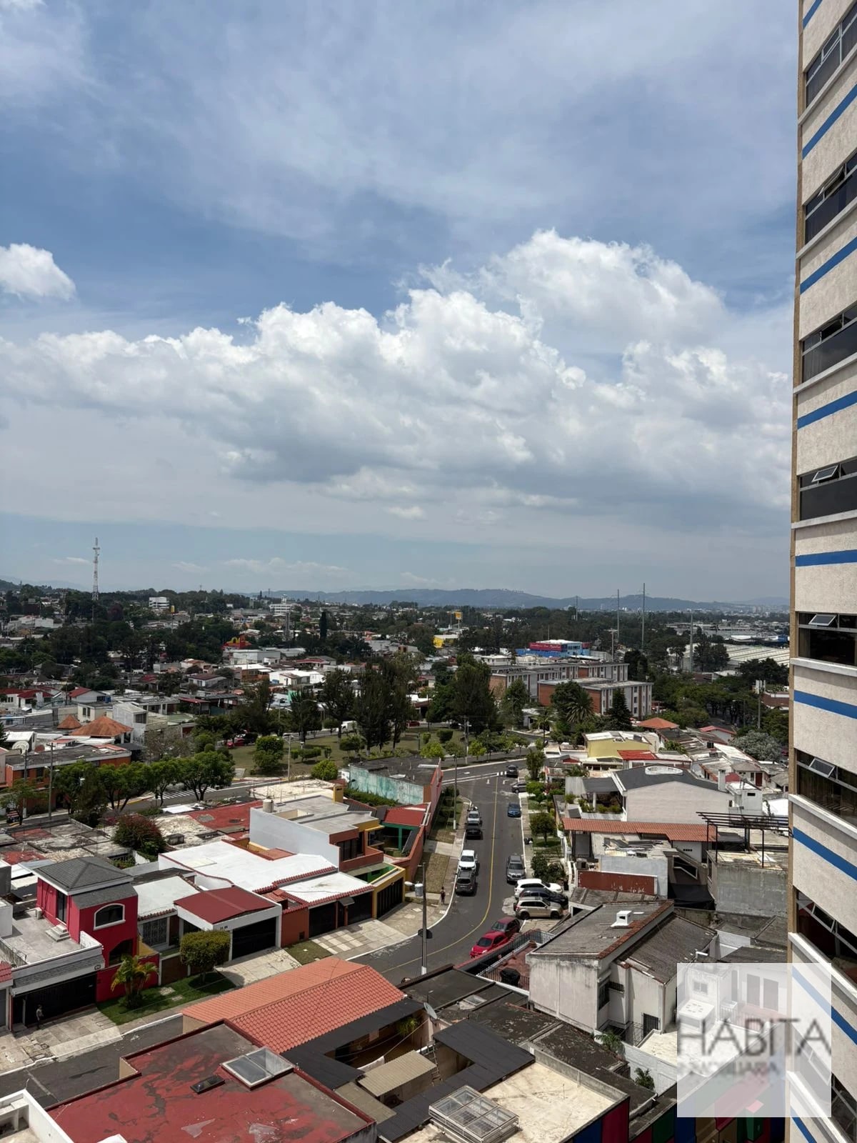 Amplio Apartamento en Venta en Las Gemas, zona 11 — Apartamento en Venta en Zona 11, Guatemala, Ciudad — foto 8 de 9