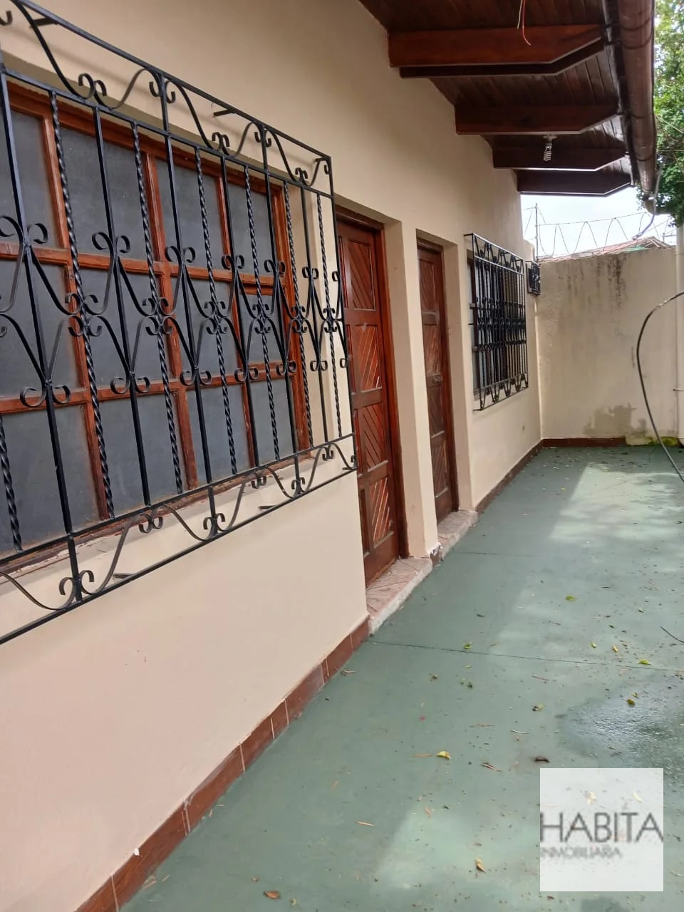 Casa amplia en Fraijanes para Negocio, Oficinas, Clínicas — Casa en Alquiler en Fraijanes, Carretera a El Salvador, Guatemala, Ciudad — foto 6 de 10