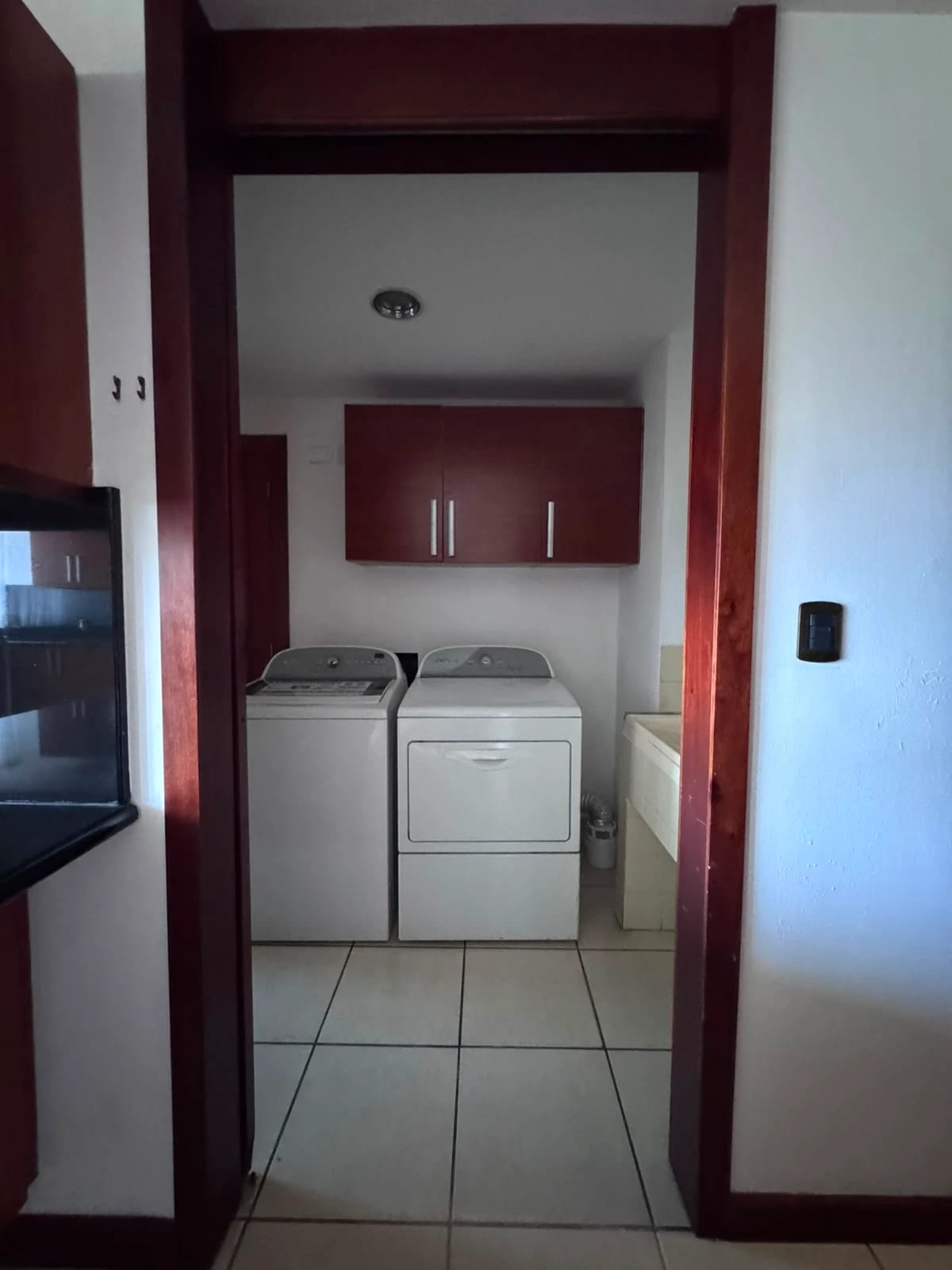 Apartamento grande Marques del Valle 4 habitaciones — Apartamento en Alquiler en Marqués del Valle, Zona 14, Guatemala, Ciudad — foto 3 de 14