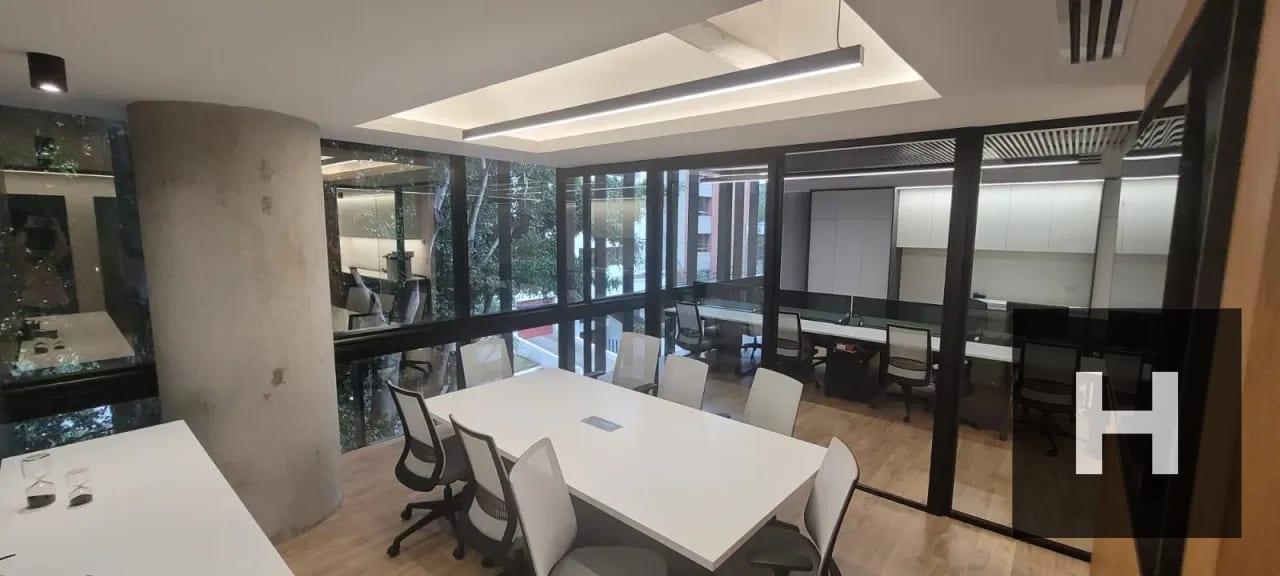 Oficina Plug & Play en Renta | Zona 14 | 212 m² — Oficina en Alquiler en Burgó, Zona 14, Guatemala, Ciudad — foto 10 de 13