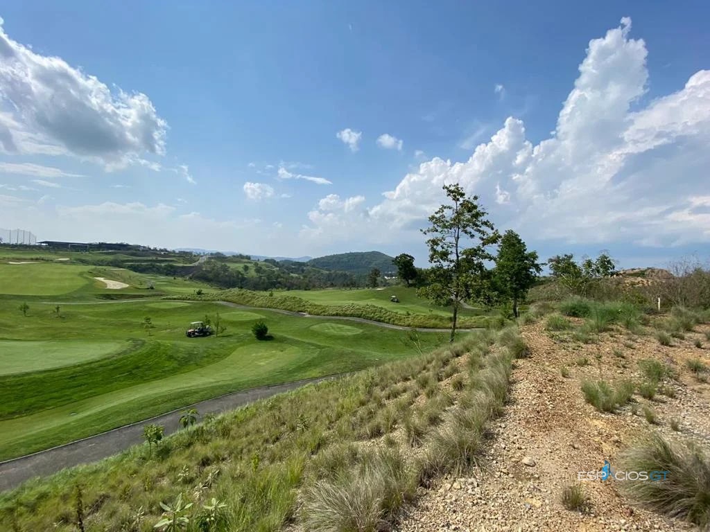 TERRENOS EN VENTA – EL PULTÉ GOLF, ZONA 16 - 6