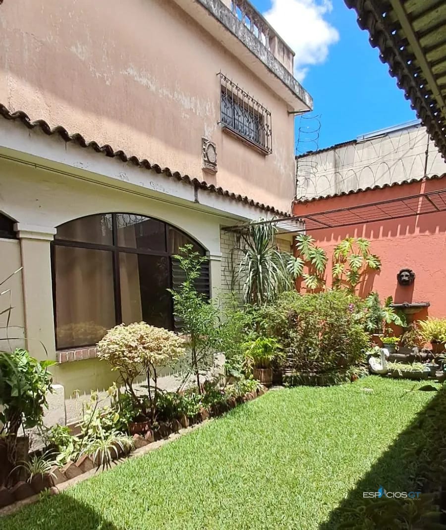 CASA IDEAL PARA OFICINAS, CLINICAS MEDICAS, PROYECTO DE APARTAMENTOS EN ZONA 2 — Casa en Venta en Zona 2, Guatemala, Ciudad — foto 2 de 12