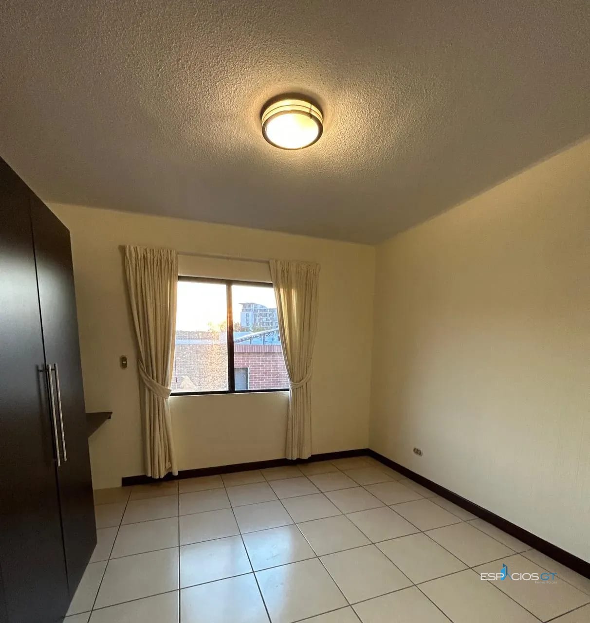 🏡 CASA | ALAMEDA DE SAN ISIDRO ZONA 16 — Casa en Alquiler en Alamedas de San Isidro, Zona 16, Guatemala, Ciudad — foto 8 de 12
