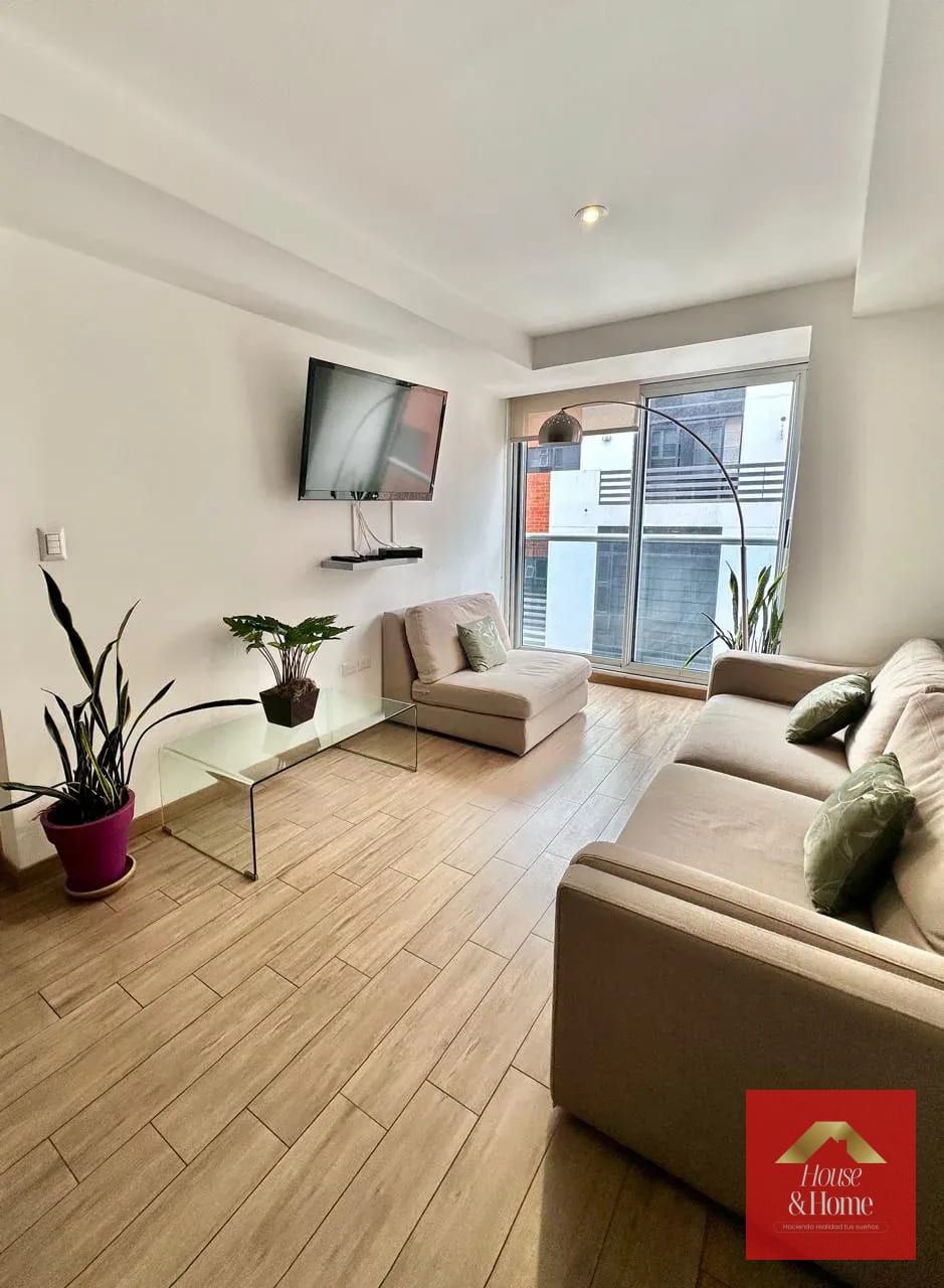 Renta de apartamento en zona 10 — Apartamento en Alquiler en Zona 10, Guatemala, Ciudad — foto 1 de 14