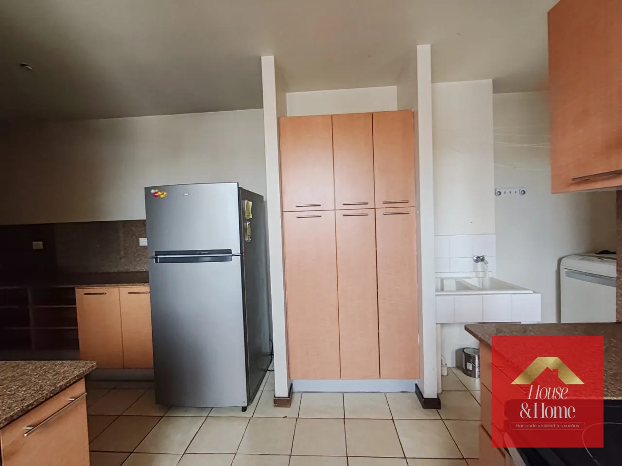 Renta de apartamento en zona 14 — Apartamento en Alquiler en Plenum 14, Zona 14, Guatemala, Ciudad — foto 5 de 11
